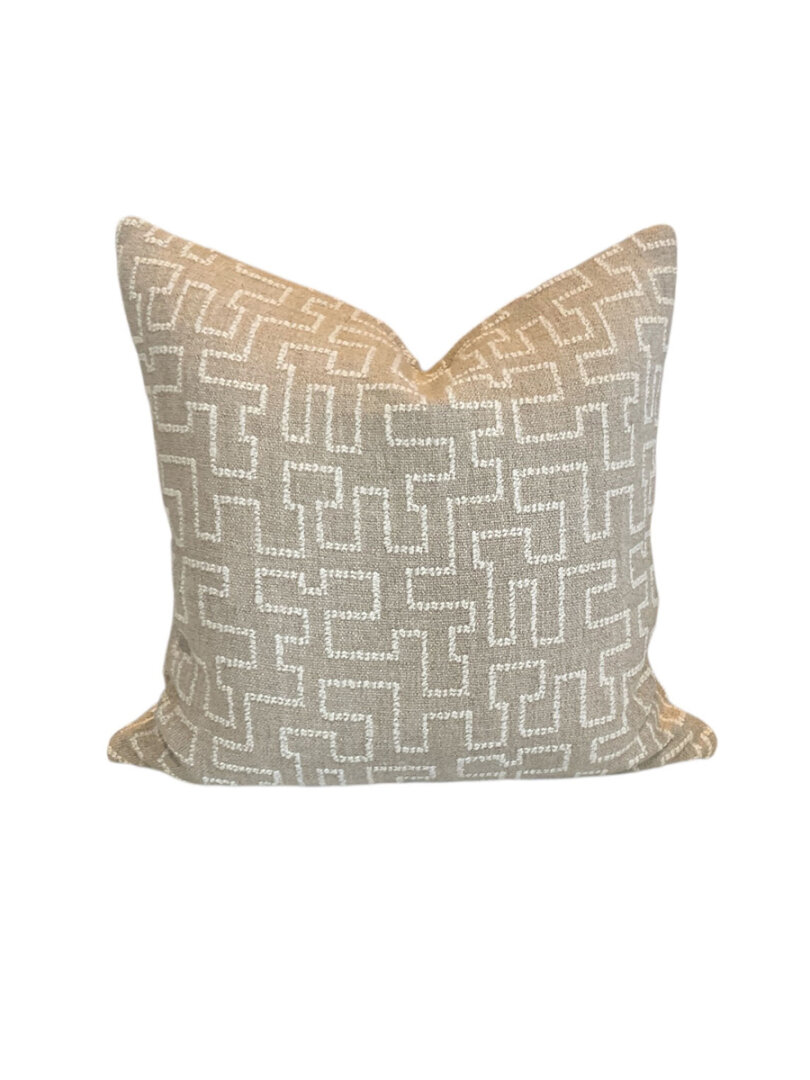 Omar Antwerp - sierkussen Connor Ivory