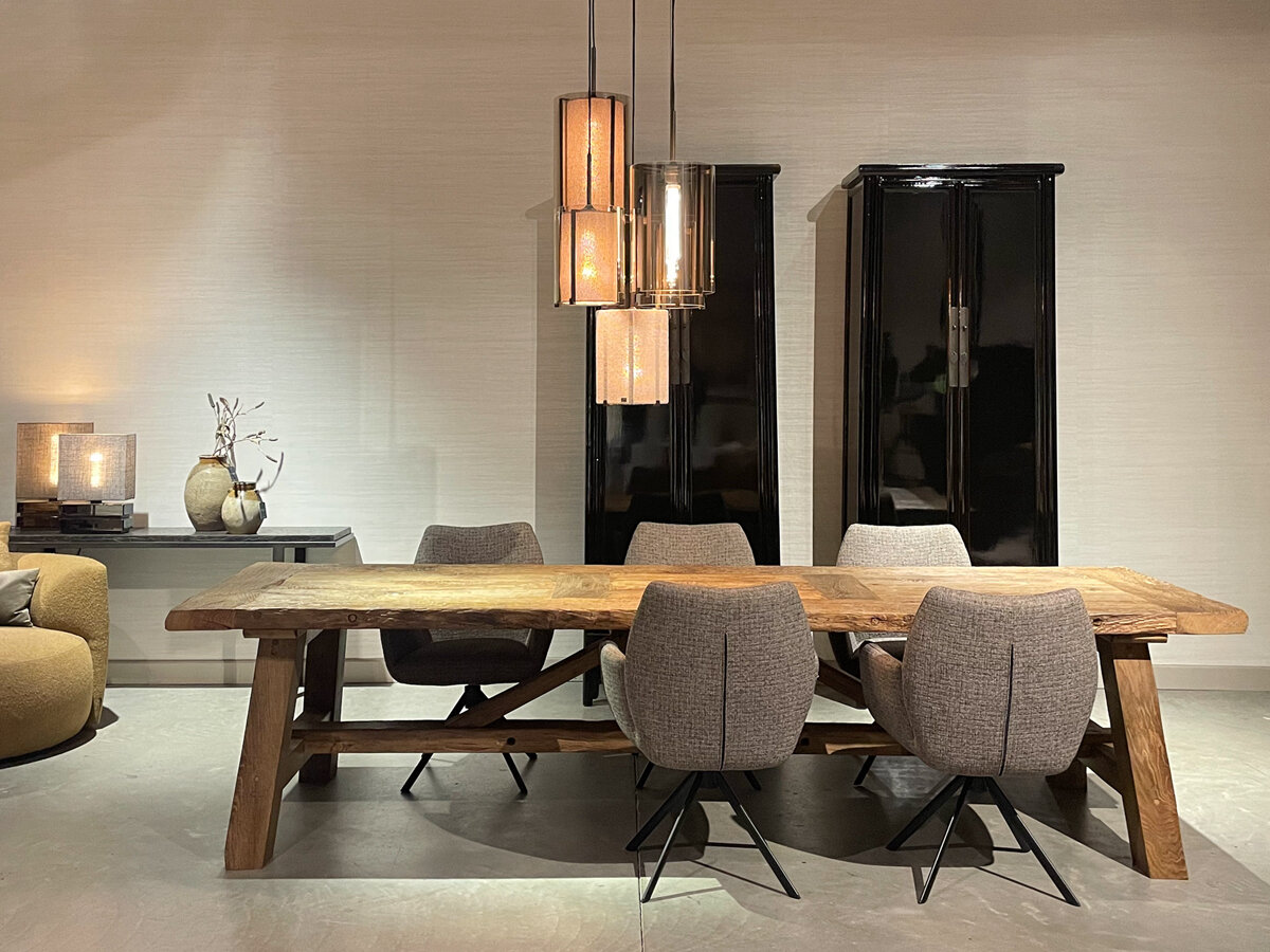Eettafel oude eik